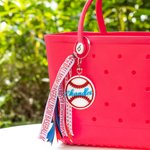 Porte-clés Personnalisé avec Nom et Numéro Breloque Baseball Softball Accessoire pour Maman Sportive Cadeau pour Amoureux du Jeu de Balle