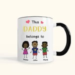 Mug Familial en Céramique Personnnalisé avec Dessin et Nom des Enfants Thème This Daddy Belongs To Cadeau Fête des Pères pour Homme