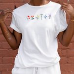 Spersonalizowana koszulka LGBT Pride Wildflowers Rainbow Unisex T-Shirt