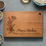 Tabla de cortar de ébano con flor de nacimiento personalizada para madre