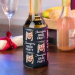 Personalisierter Tattoo-Aufkleber Bierflasche-Kühlmanschette mit Porträt und Namen Party Abschlussfeier Graduierung Geschenk für Absolventen