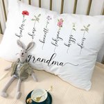 Housse d'Oreiller Personnalisée avec 1-10 Noms et Fleurs de Naissance Cadeau Fête Anniversaire pour Grand-Mère