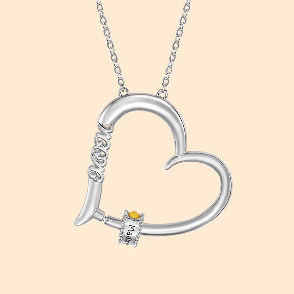 Collar personalizado de piedras de nacimiento con colgante de corazón y colgantes con nombre para mamá