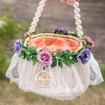 Corona de flores personalizada hecha a mano Cesta de flores de ratán para niña con nombre y asa de perla Regalo para ceremonia de boda