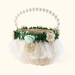 Corona de flores personalizada hecha a mano Cesta de flores de ratán para niña con nombre y asa de perla Regalo para ceremonia de boda