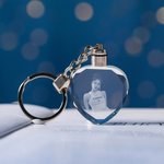 Porte-clés en Forme de Coeur 3D Personnalisé avec Photo Accessoire en Cristal Cadeau St-Valentin pour Couple