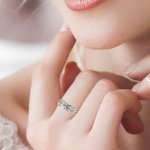 Personalisierte keltischen irischen Knoten Ring mit Birthstone Minimalist Schmuck Valentinstag Geburtstag Geschenk für Frauen