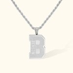 Collar deportivo personalizado de acero inoxidable con inicial y nombre