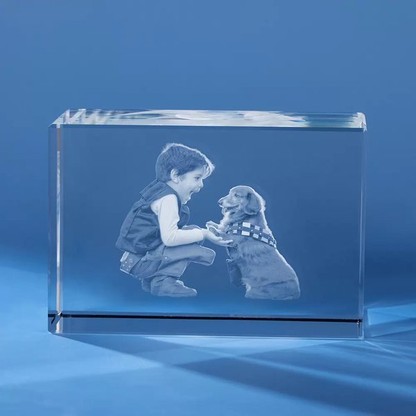 Regalo personalizzato in cristallo con foto incisa in 3D