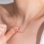 Collier Personnalisé avec Papillon de Naissance et Prénom Bijou Argent ou Laiton Cadeau Anniversaire Fête pour Femme