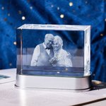Cadeau personnalisé d'anniversaire d'or en cristal 3D avec photo gravée