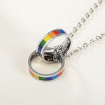 Collier pendentif double anneaux LGBT Pride Rainbow personnalisé