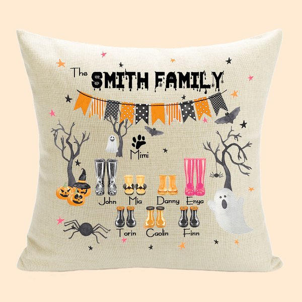 Coussin d'oreiller familial personnalisé avec le nom des membres de la famille.