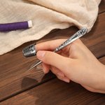 Kit d'Outils de Broderie Vintage Personnalisé avec Nom Cadeaux pour les Couturiers Tailleurs
