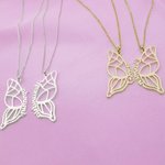Paire de Colliers d'Amitié Personnalisés avec Prénom Pendentif en Forme de Papillon Cadeau pour Amis Sœur