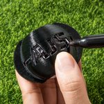 Strumento di allineamento della linea di marcatura della pallina da golf in TPU rinnovabile personalizzato con 2 marcatori
