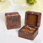 Caja de madera personalizada para anillos de compromiso Caja para anillos de boda con nombre o fecha grabados Regalo de boda Esposa Marido Pareja