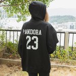T-Shirt ou Sweat à Capuche Personnalisé avec Initiale Nom ou Motif Football Américain Cadeau pour Enfant Adulte