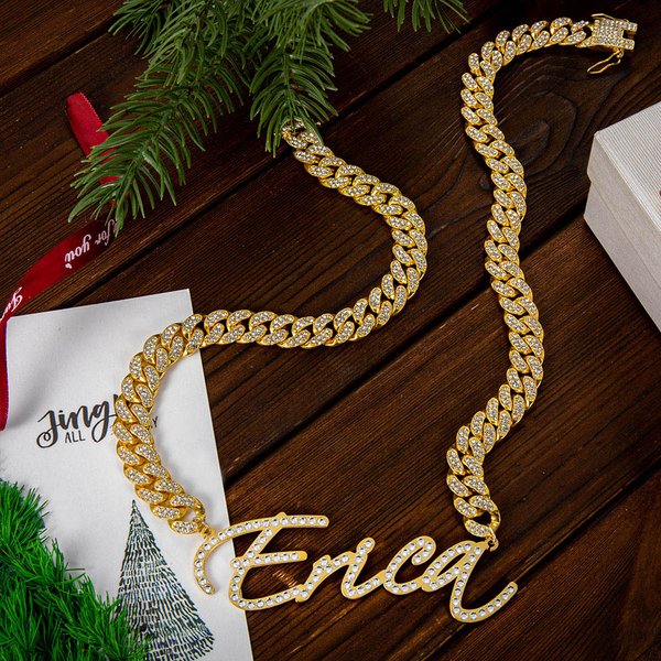 Personligt Iced Out kubanskt halsband med namnhänge Hip Hop Zirkon smycken Födelsedag Alla hjärtans dag Present till Hip-hop fans