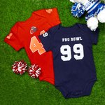 Personlig sporttröja med fotbollsdesign och namn, nummer och laglogotyp 100% bomull Present till baby