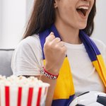 Bracelet en Cuir Personnalisé avec Breloques de Ballon et Lettes Séparées du Nom Cadeau de Compétition Sport pour Amoureux de Sport avec Ballons