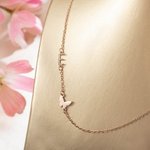 Henkilökohtainen Dainty 1-3 nimikirjaimet ja Butterfly kaulakoru Lahjat hänelle