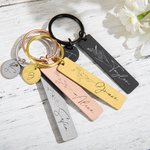 Nome personalizzato Fiore di nascita Portachiavi in acciaio inossidabile con disco iniziale