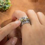 Anillo personalizado de la flor floral de la abeja Meditation Spinning Wide Band Anxiety Worry Fidget Ring