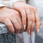 Anillos de pareja de plata de ley mate personalizados con mensaje