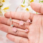 Collier Personnalisé avec Signe Astrologique et Fleurs de Naissance Cadeau Anniversaire Fête des Mères pour Femme