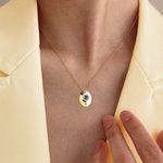 Collier de Projection Personnalisé avec Photo et Fleur de Naissance Je T'aime en 100 Langues Cadeau d'Anniversaire pour Femme