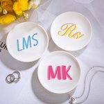 Plateau-Bijoux en Céramique Personnalisé avec Nom Bicolore Cadeau pour Fille Mère Jeune Mariée
