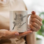Tasse à Café Personnalisée avec 1-10 Noms et Fleurs de Naissance Mug Céramique de Bouquet Cadeau Anniversaire Fête pour Femme
