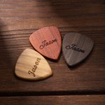 Personalised Wooden Guitar Bass Pick and Magnetic Storage Case with Engraved Text Music Accessories Birthday Gift for Guitar Player