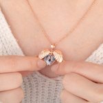 Gepersonaliseerde Foto Hartmedaillon Engelvleugels Ketting met Gegraveerde Tekst Herinneringssieraad voor Vrouwen