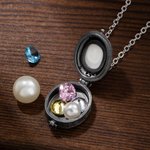 Personalisierte Vintage Gothic geschnitzt Perle Schädel Medaillon Halskette mit Text Halloween Tag der Toten Geschenk für Gothic-Enthusiasten