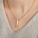Collier Gravure Personnalisé sur 4 faces de Pendentif de Barre pour Femme Cadeau Anniversaire St-Valentin