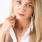 Spersonalizowany dwuwarstwowy naszyjnik Birth Flower z kamieniem narodzin na prezent urodzinowy na Dzień Matki
