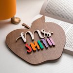 Ornement de bureau personnalisé en forme de pomme avec nom pour enseignant