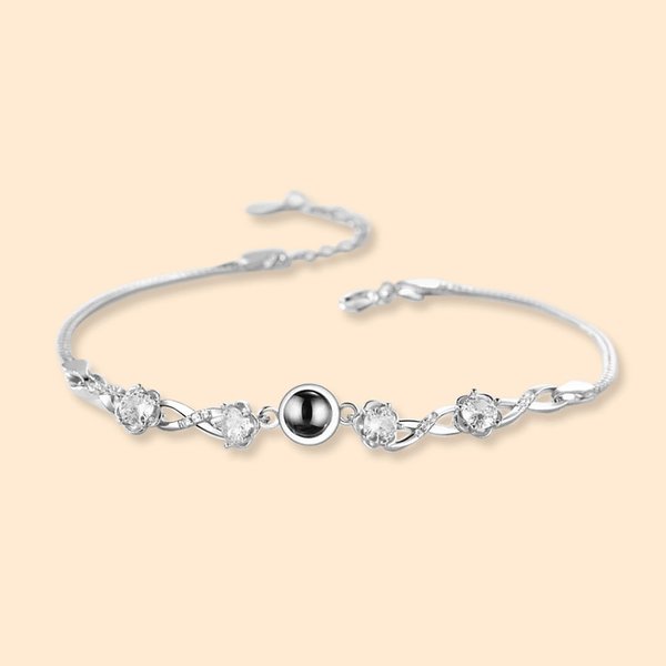 Bracciale personalizzato in argento sterling con proiezione interna di foto di fiori e ti amo in 100 lingue