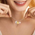 Collier de 1-3 Médailles Personnalisées avec Prénoms Gravés Pendentif en Forme de Cœur Cadeau pour Famille Sœur