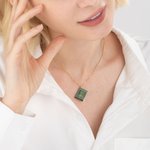 Collier pendentif Personnalisé en Livre Cadeau pour Amateurs des Livres Lecteurs Bibliothécaires Écrivains