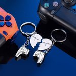 Lot de 2 Porte-clés Assortis en Forme de Coeur Personnalisé avec Initiales sur Manettes de Jeu Cadeau Anniversaire pour Couple