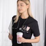 Personalizada Jeringa Estetoscopio Unisex Crewneck Camiseta Sudadera Semana de la Enfermería Regalo de cumpleaños para la enfermera médico