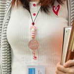 Porte-badge arc-en-ciel avec nom - Lanyard perlé - Cadeau d'enseignant personnalisé rose