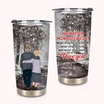 Gepersonaliseerde Old Couple Never Stop Holding Hands Sonw Winter Love 20oz Tumbler Verjaardag voor warme en koude dranken