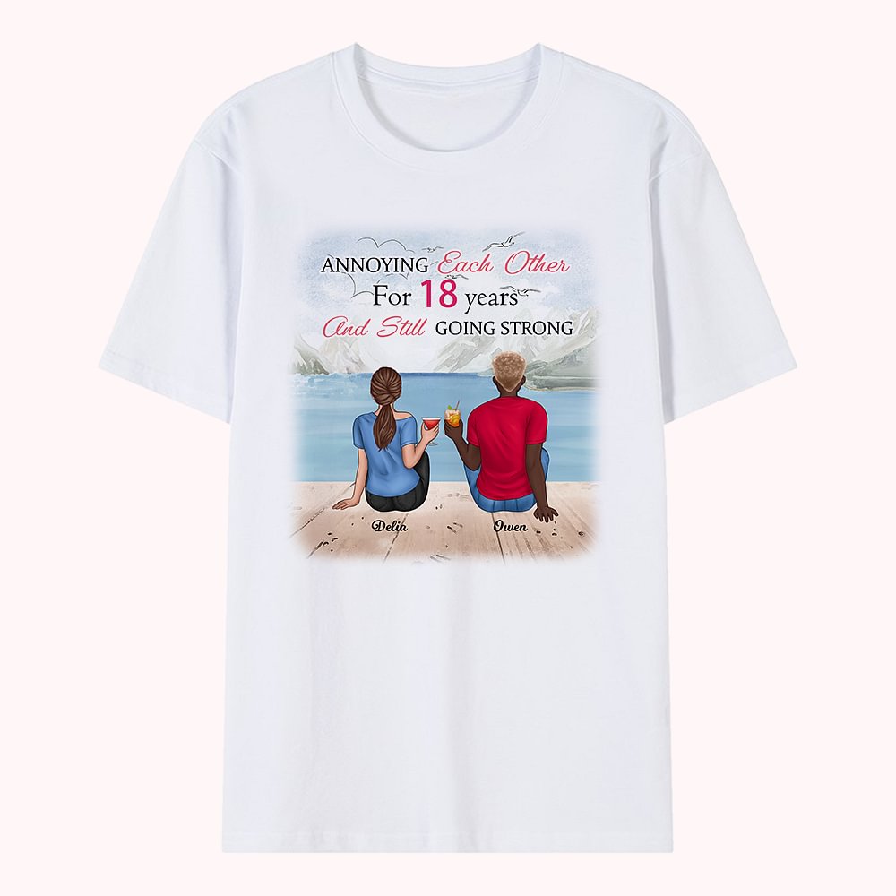 Personalisiertes junges Paar Love Forever Drink Cheer Seaside T-Shirt Valentinstagsgeschenk