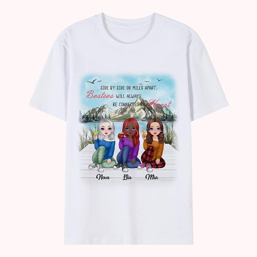 Personalisierte Seite von Seite oder Meilen auseinander Besties werden immer durch Herz-T-Shirt Freundschaft Geschenk für Besties Daily Wear verbunden