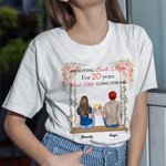 Coppia personalizzata che fa oscillare l'amore per molti anni T-shirt regalo di anniversario