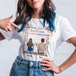 Coppia personalizzata che fa oscillare l'amore per molti anni T-shirt regalo di anniversario